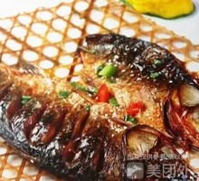 Secret-Recipe Charcoal-Roasted Large Crucian Carp