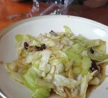 Fried Pork Crumbs with Napa Cabbage