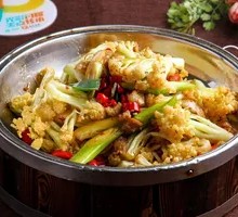 Stir-Fried Cauliflower with Garlic