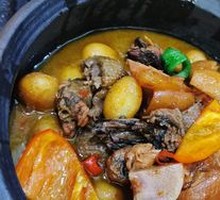 Ham Leg and Potato Stewed Chicken