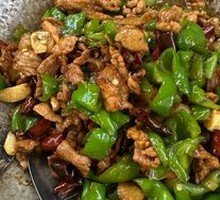 辣子炒肉