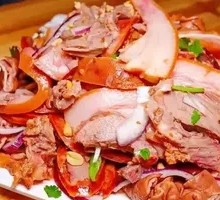 Pork head meat
