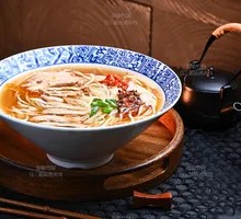 Crispy Pork Noodles