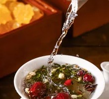 Eight Treasure Tea in a Covered Bowl
