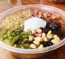 Nut Jelly Dessert