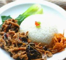 Pickled Vegetable and Pork Rice Bowl