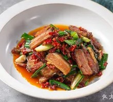 蒜叶炒腊肉