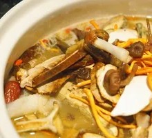 土鸡锅