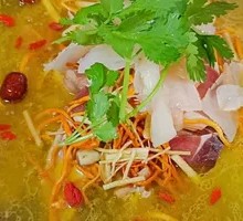 Cordyceps, Gastrodia and Ham Chicken Stew