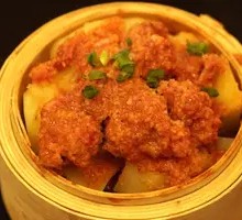 Steamed Pork Ribs with Rice Flour