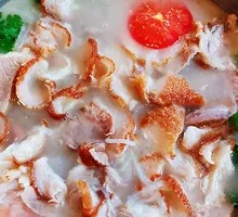 Sour Cabbage Crispy Pork Trotter Hot Pot