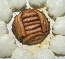 Lotus Leaf Pancake Braised Pork