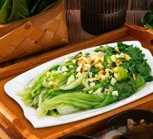 Baby Lettuce Salad