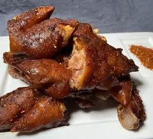 Signature Charcoal-Grilled Pig Trotter