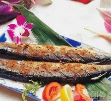 秋刀鱼饭