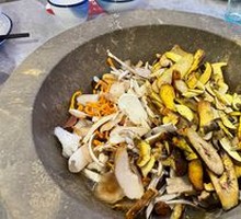 Mixed Mushroom Pot