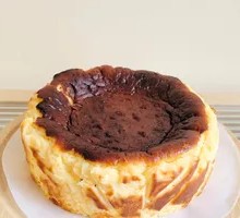 Cheese Cake with Molten Center