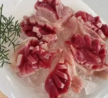 Freshly Sliced Duck Gizzard Blossoms