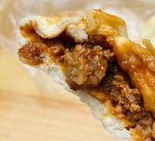 Dried Sausage Bun