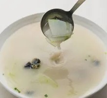 Minced Pork and Old Yellow Cucumber Soup