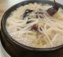 Sour Cabbage Pork Dumpling Pot