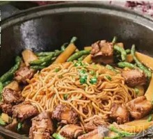 Pork Rib and Fresh Green Bean Stew Noodles