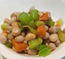 Stir-fried Celery with Peanuts