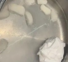 Coconut Water, Coconut Meat, and Water Chestnut Pot