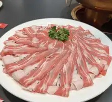 Goat Meat with Sand Onion
