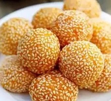 Golden Fried Glutinous Rice Balls