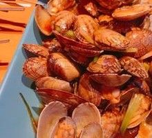 Spicy Stir-Fried Clams