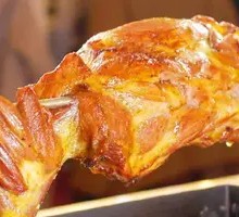 Charcoal-Roasted Lamb Leg