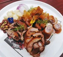 Smoked and Braised Platter