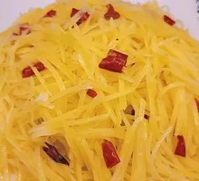 Tree Pepper Potato Shreds