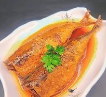 Flavorful Tomato Sauce Fish