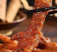 Braised Chicken Feet with Tiger Skin