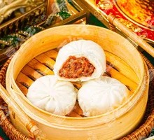 Traditional Soy Sauce Pork Bun