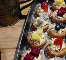 Egg Baby Fruit Feast