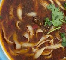 Spicy Soup with Hand-Sliced Noodles