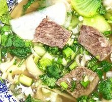 Beef Daoxiao Noodles