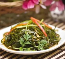 Thin seaweed strips