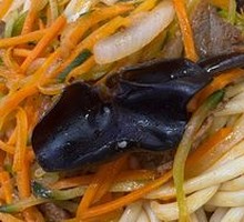 Fish-Flavored Shredded Pork Noodles
