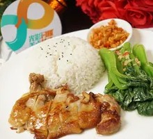 黑椒鸡扒饭