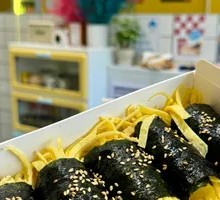 Seaweed Rice Roll