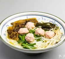 Sour Cabbage Meatball Rice Noodles