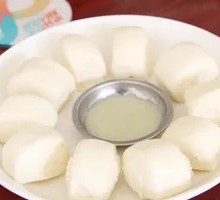 Small Northeast Milk-Scented Steamed Bun