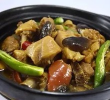 Braised Chicken with Potatoes