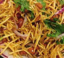 Stir-Fried Bean Sprouts with Three Threads