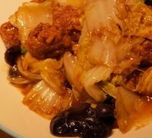Stir-Fried Tofu and Cabbage Dumplings