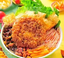 Fried Egg Snail Noodles